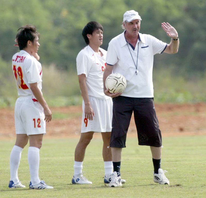 huan-luyen-vien-alfred-ried